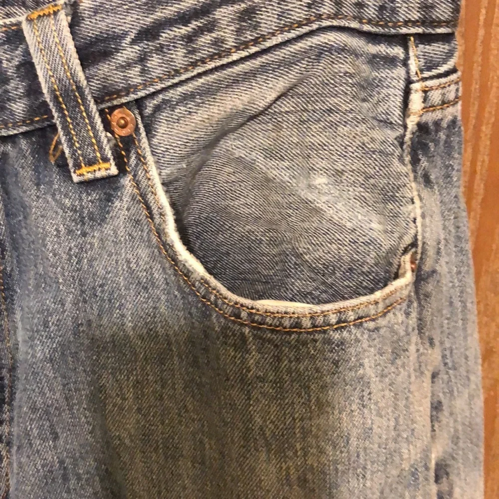 Levi's 501 Jeans Original Button Fly Medium Wash Cotton Straight Leg  34x36